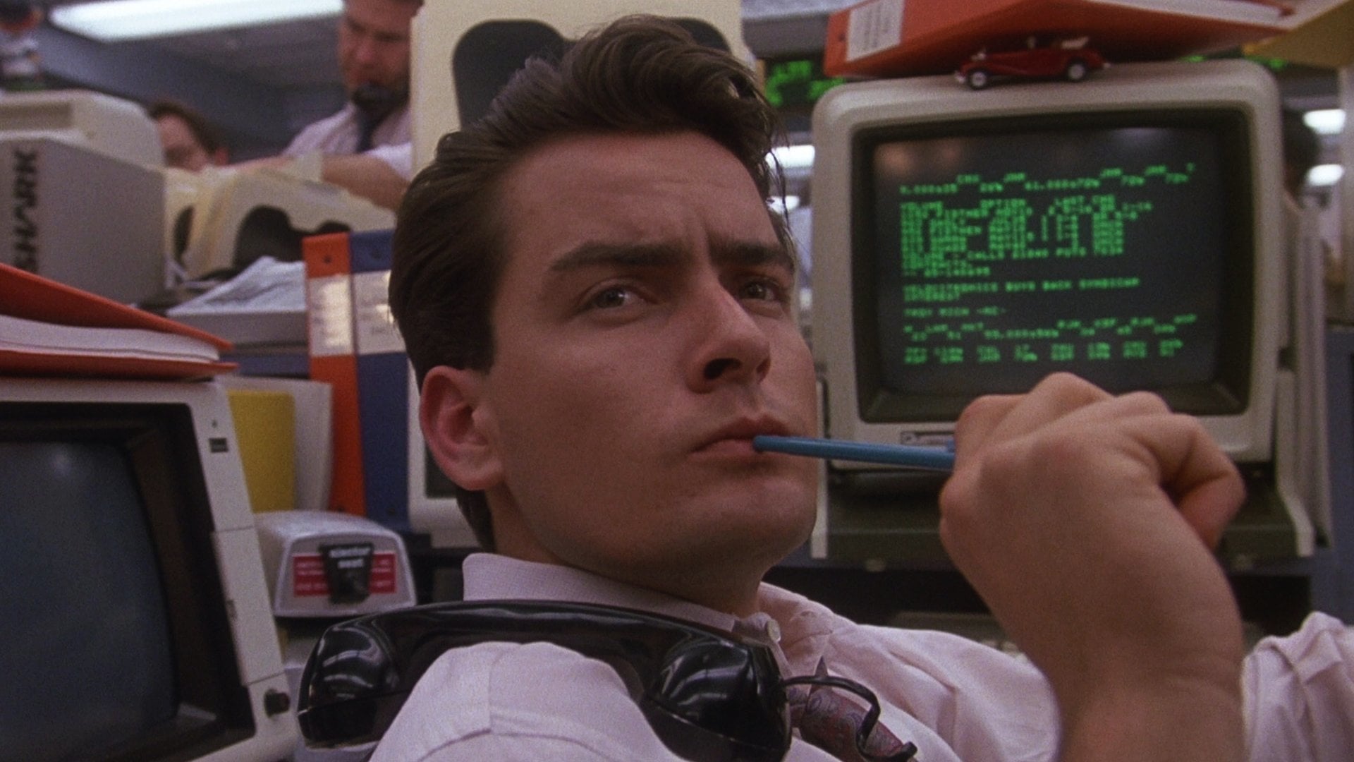 режиссер уолл стрит